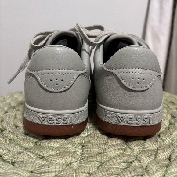 Vessi Courtside Classic Fog Gray Waterproof Lace Up Low Top Sneakers NWOB - Picture 10 of 13